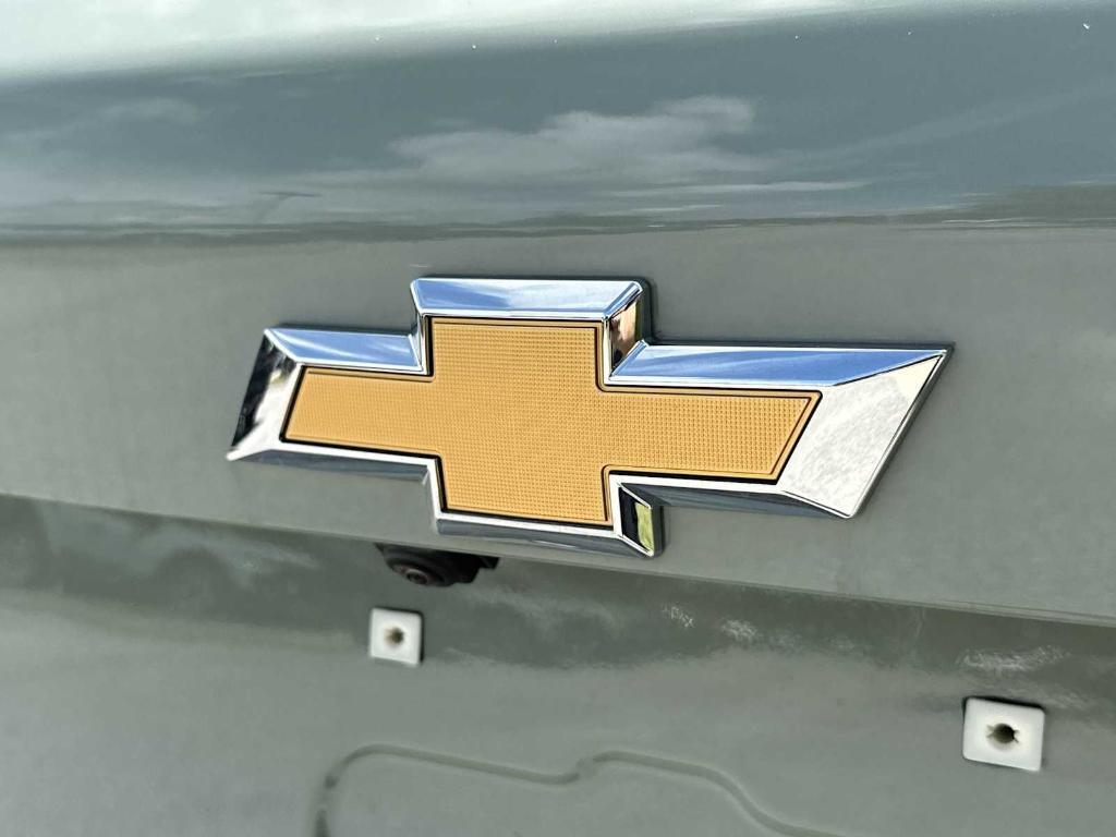 new 2026 Chevrolet Equinox car, priced at $27,545
