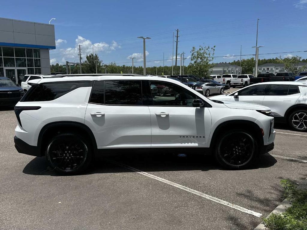 new 2025 Chevrolet Traverse car, priced at $42,345