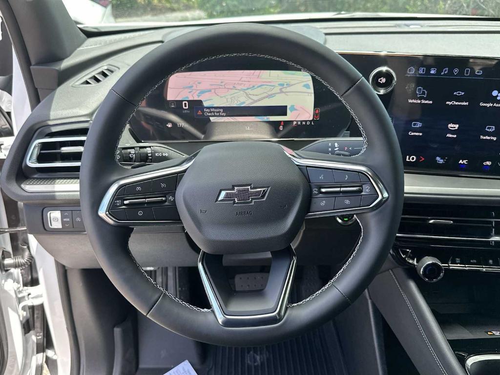 new 2025 Chevrolet Traverse car, priced at $42,345