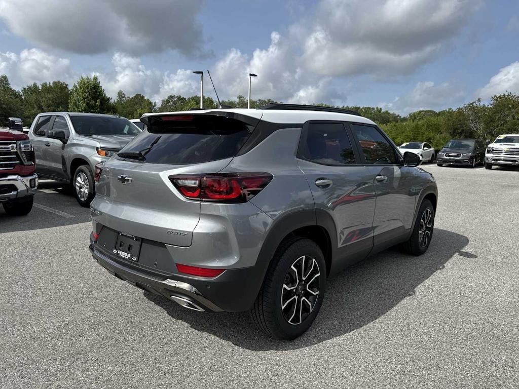 new 2025 Chevrolet TrailBlazer car, priced at $24,380