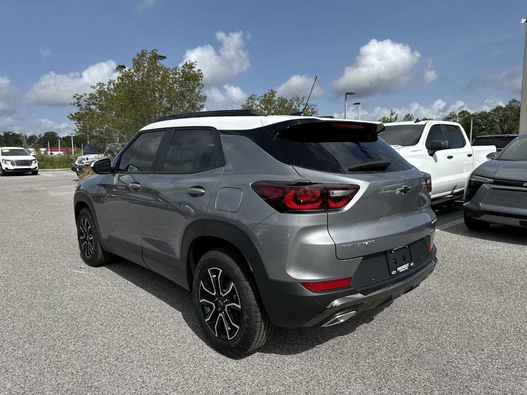 new 2025 Chevrolet TrailBlazer car, priced at $24,380