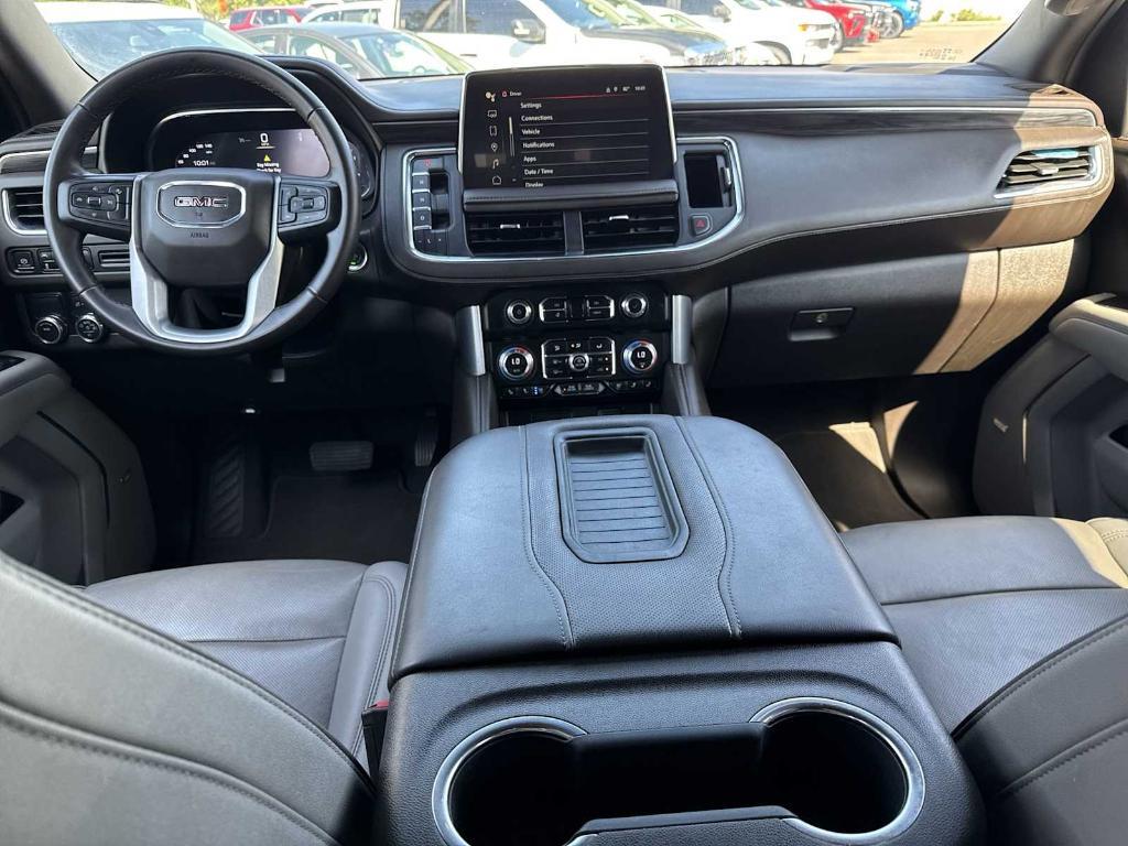 used 2023 GMC Yukon XL car, priced at $47,595