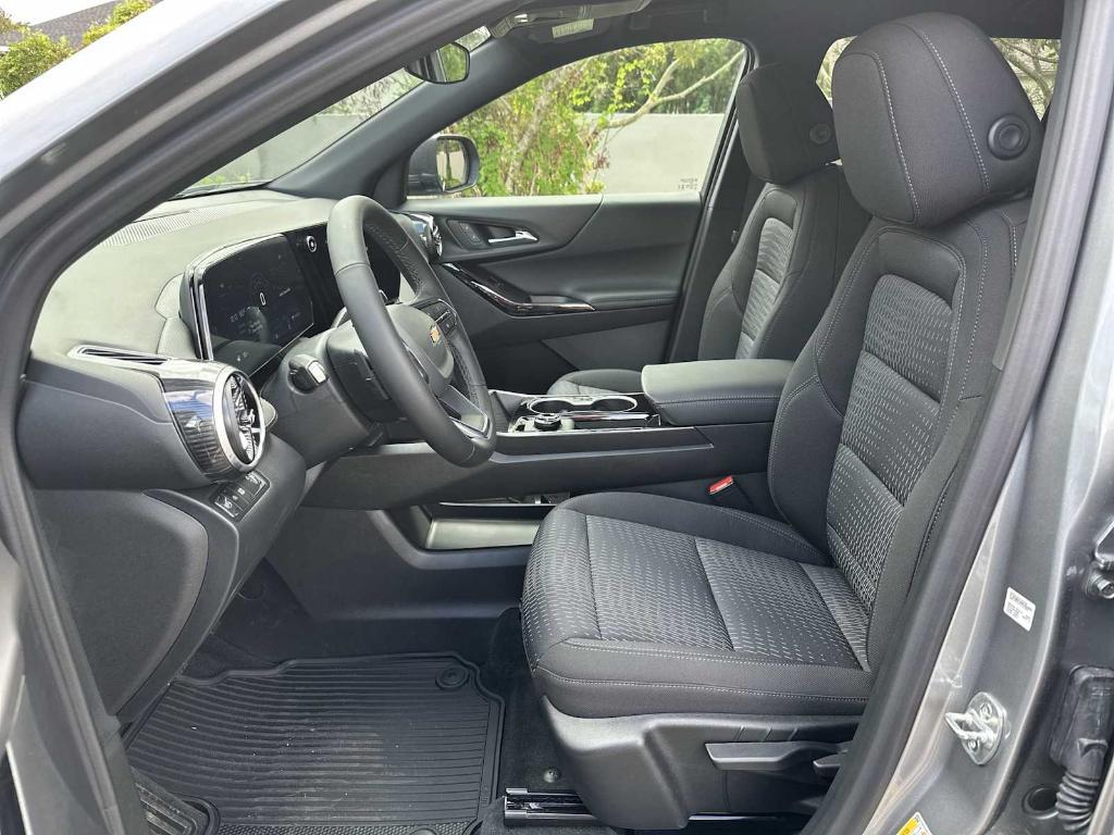 new 2026 Chevrolet Equinox car, priced at $26,735