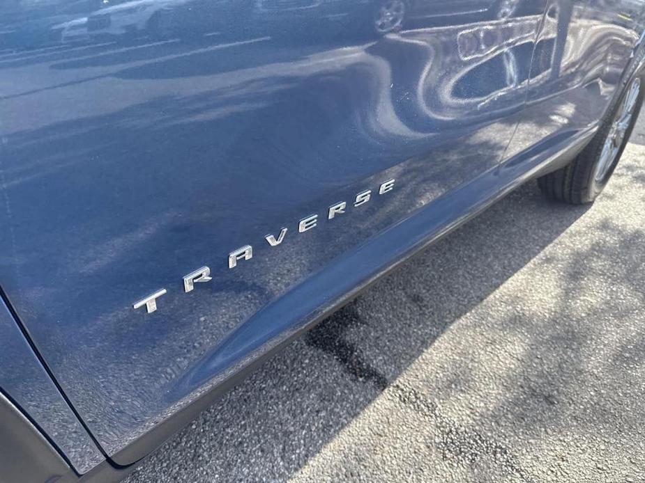 new 2025 Chevrolet Traverse car, priced at $41,995