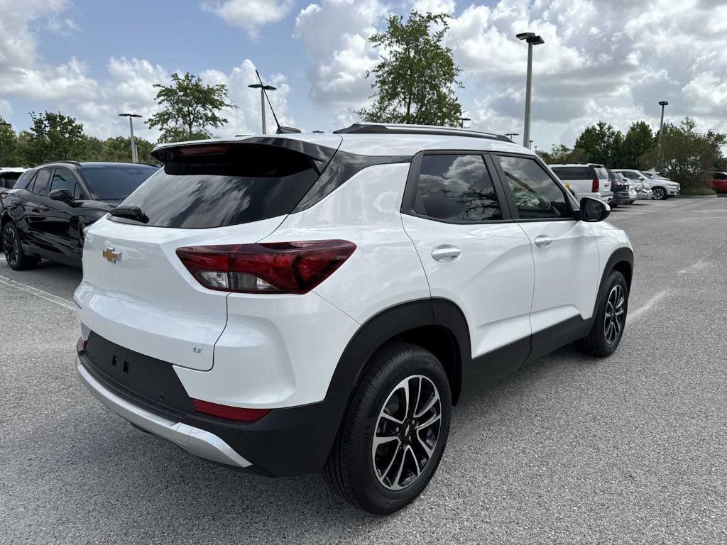 new 2025 Chevrolet TrailBlazer car, priced at $24,270