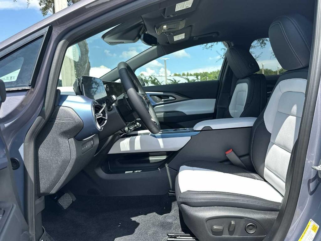 new 2025 Chevrolet Equinox EV car, priced at $35,015