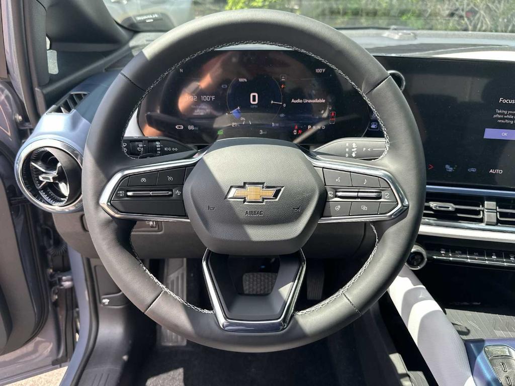 new 2025 Chevrolet Equinox EV car, priced at $35,015