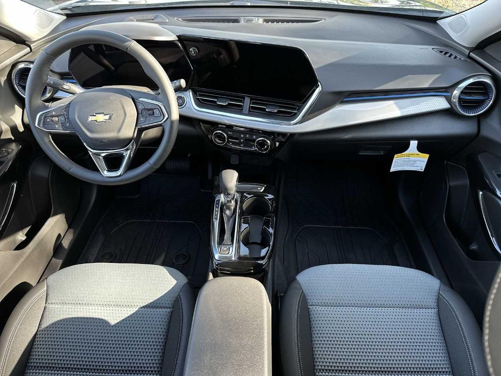 new 2025 Chevrolet Trax car, priced at $21,820