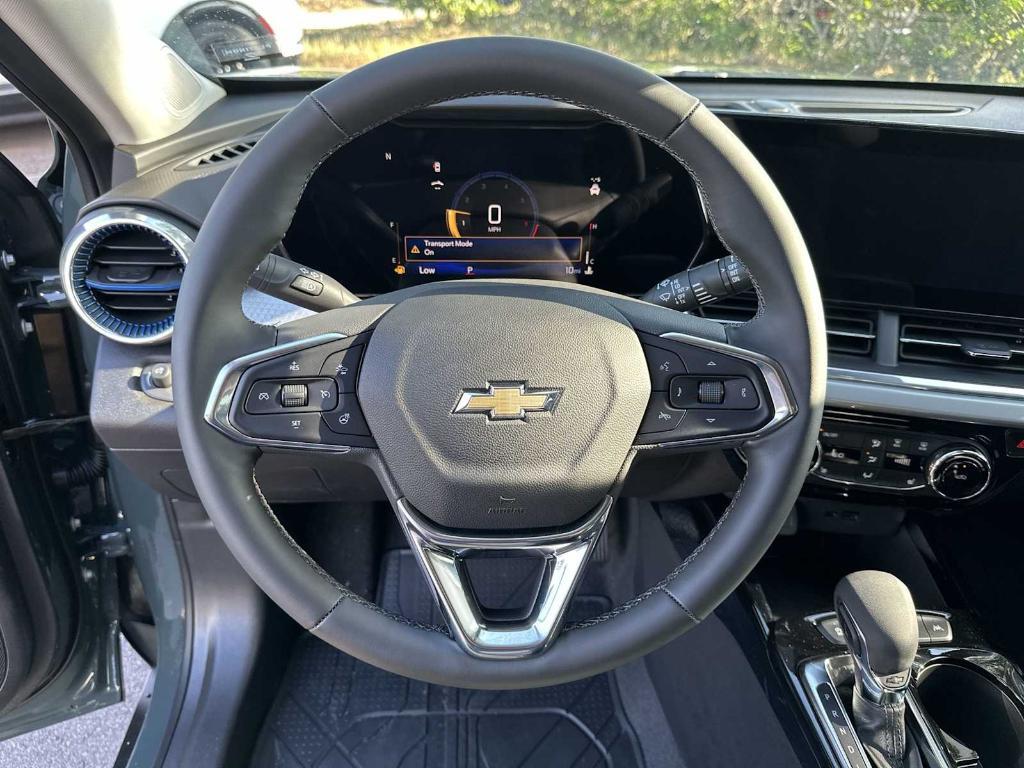 new 2025 Chevrolet Trax car, priced at $21,820