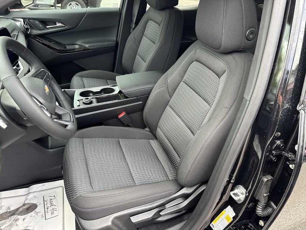 new 2026 Chevrolet Equinox car, priced at $26,220