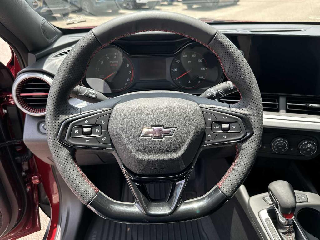 new 2025 Chevrolet Trax car, priced at $22,625