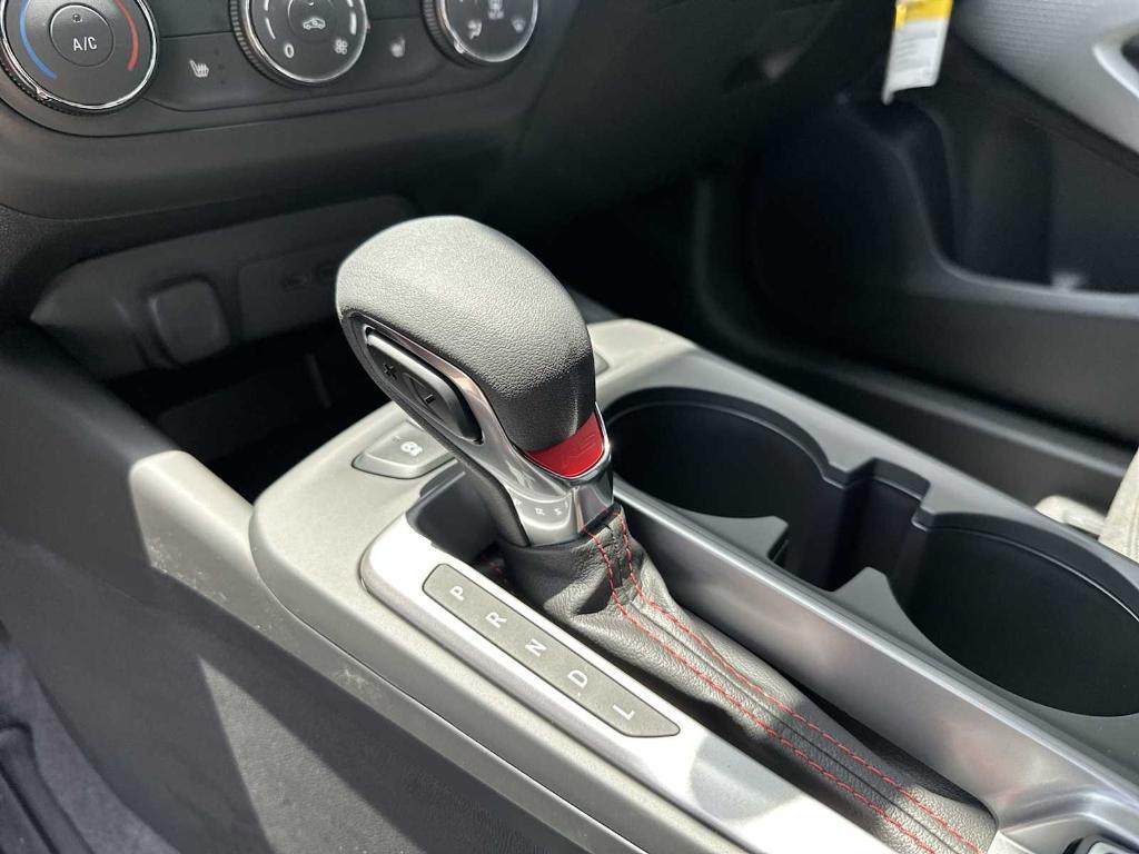 new 2025 Chevrolet Trax car, priced at $22,625