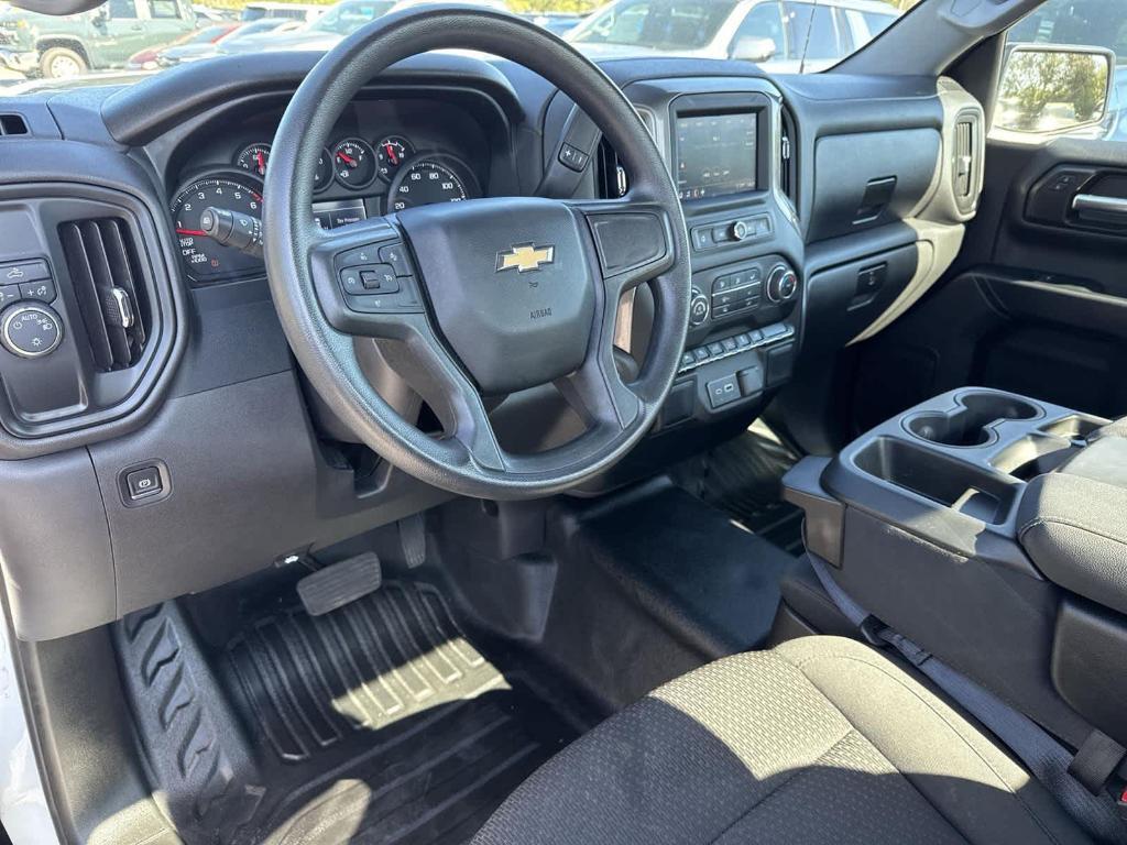 used 2024 Chevrolet Silverado 1500 car, priced at $31,796