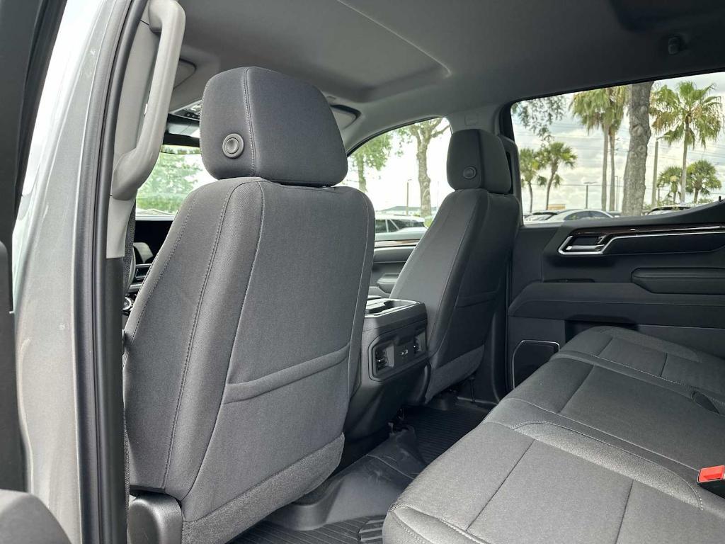 new 2025 Chevrolet Silverado 1500 car, priced at $51,575