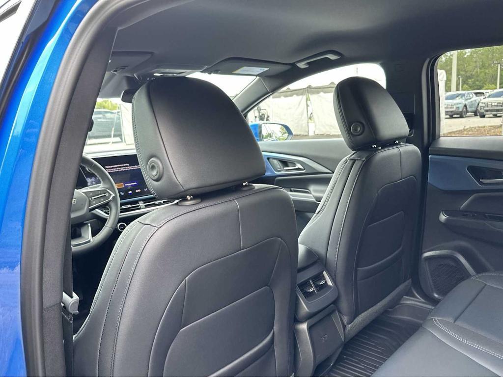 new 2025 Chevrolet Equinox EV car, priced at $35,015