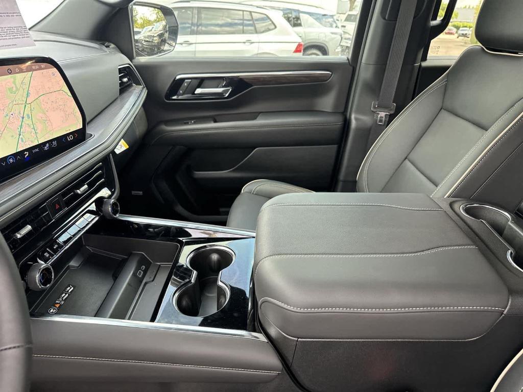 new 2025 Chevrolet Tahoe car, priced at $75,990