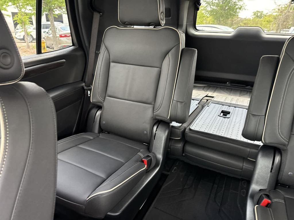 new 2025 Chevrolet Tahoe car, priced at $75,990