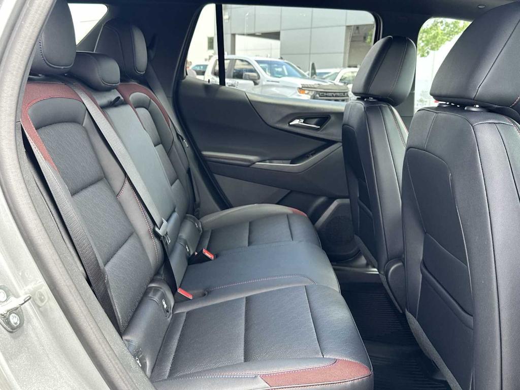 new 2026 Chevrolet Equinox car, priced at $34,025