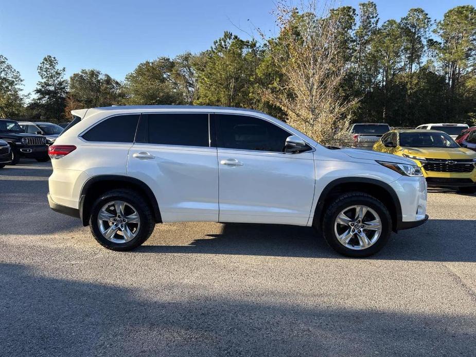 used 2018 Toyota Highlander car, priced at $24,534