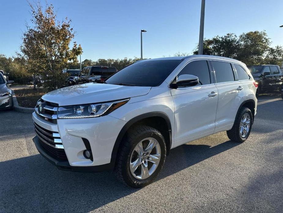 used 2018 Toyota Highlander car, priced at $24,534