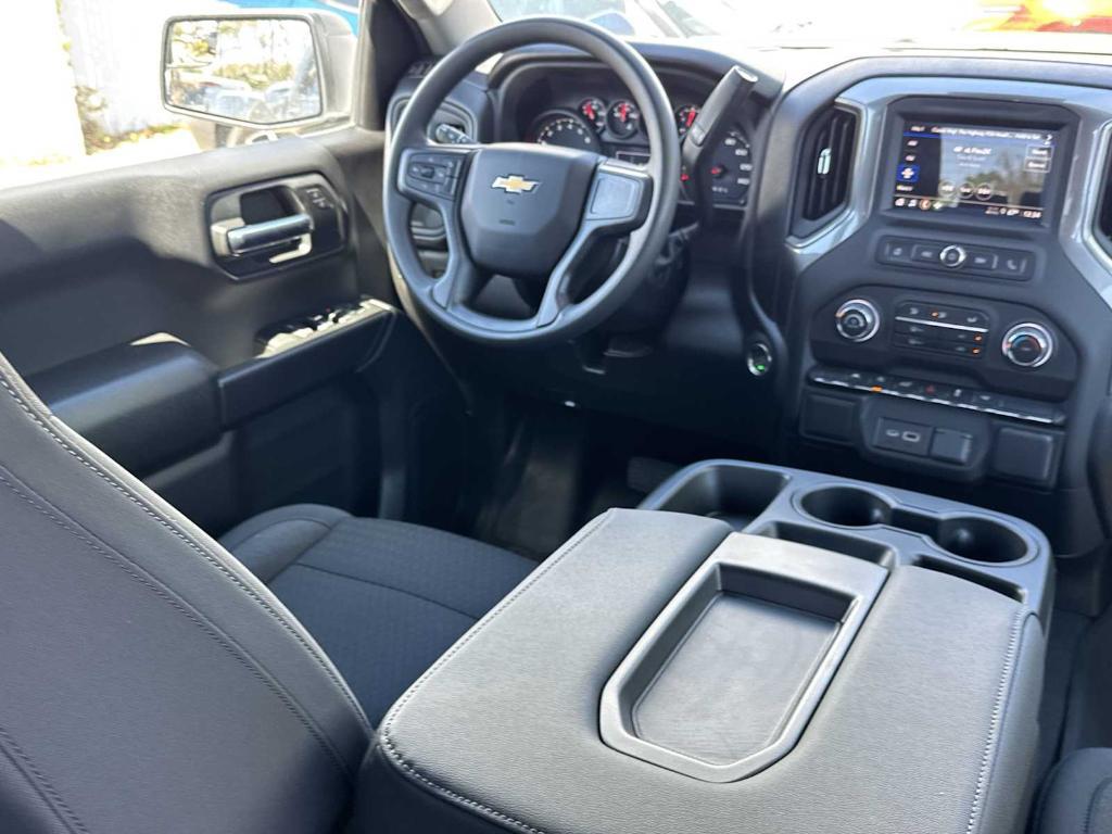 new 2025 Chevrolet Silverado 1500 car, priced at $36,520