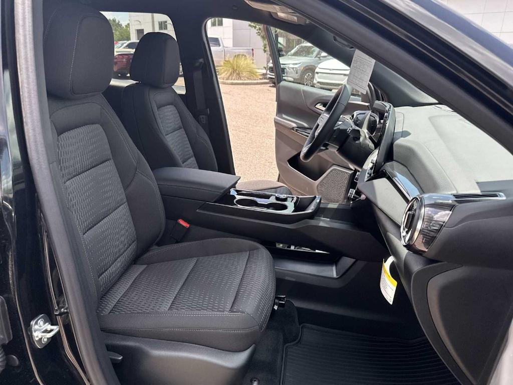 new 2026 Chevrolet Equinox car, priced at $26,220