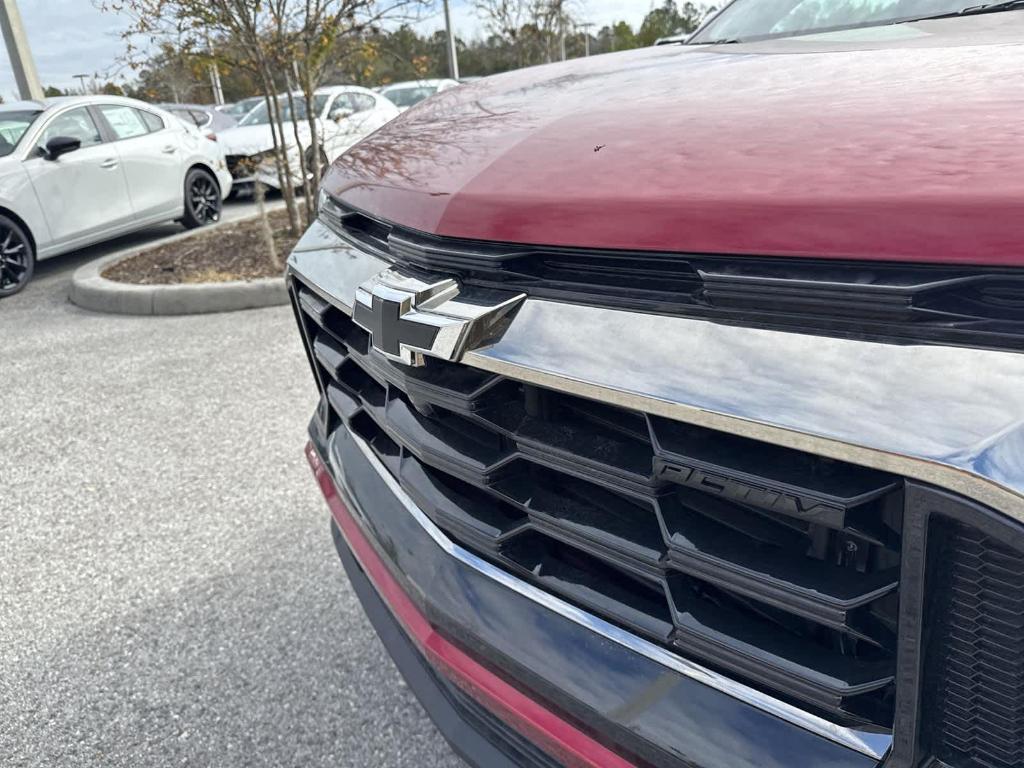 new 2025 Chevrolet Equinox car, priced at $33,370