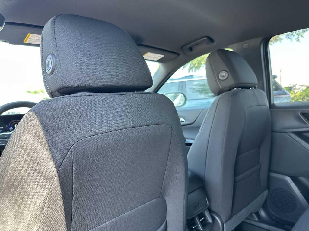 new 2026 Chevrolet Equinox car, priced at $27,165