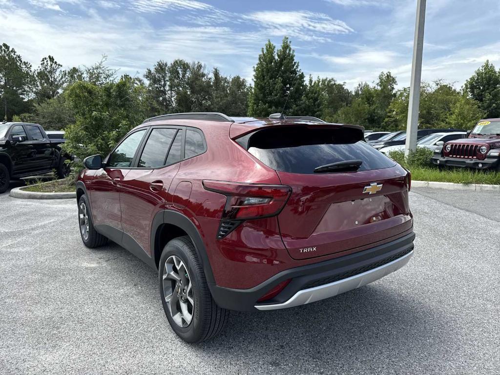 new 2025 Chevrolet Trax car, priced at $21,820