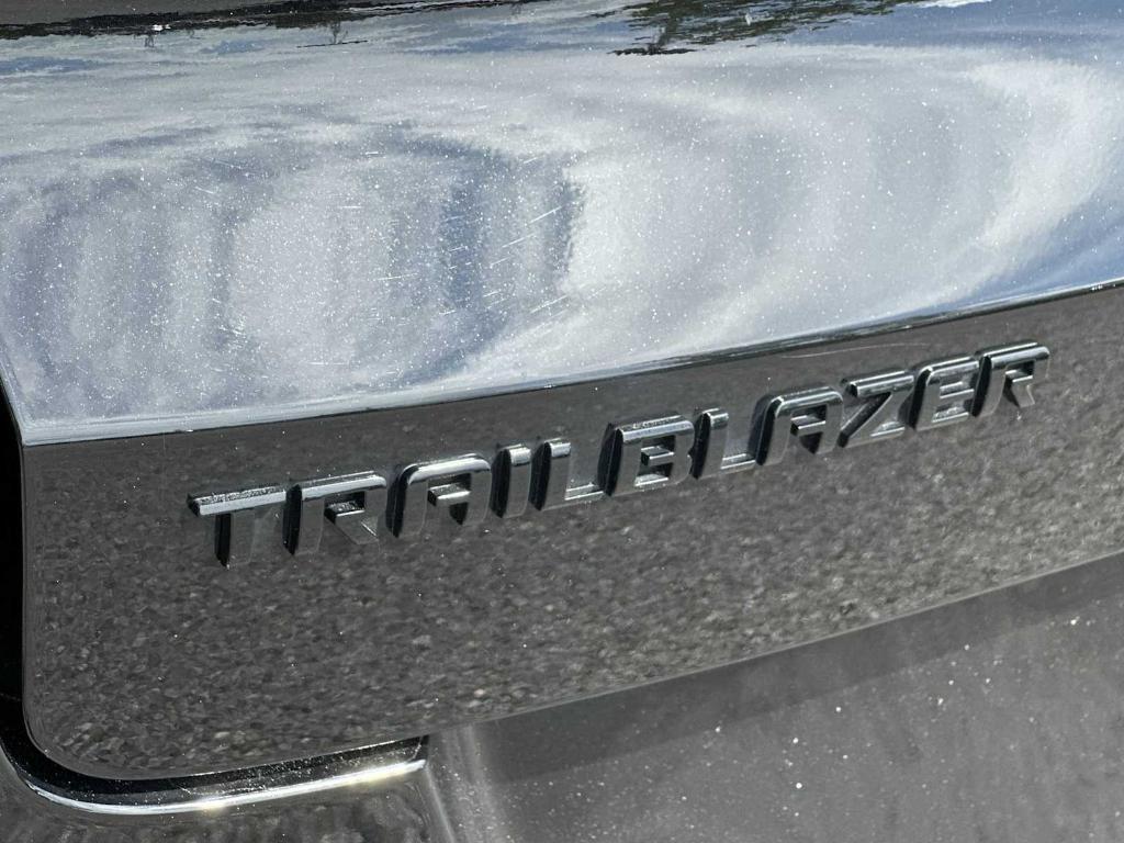 used 2023 Chevrolet TrailBlazer car, priced at $19,294