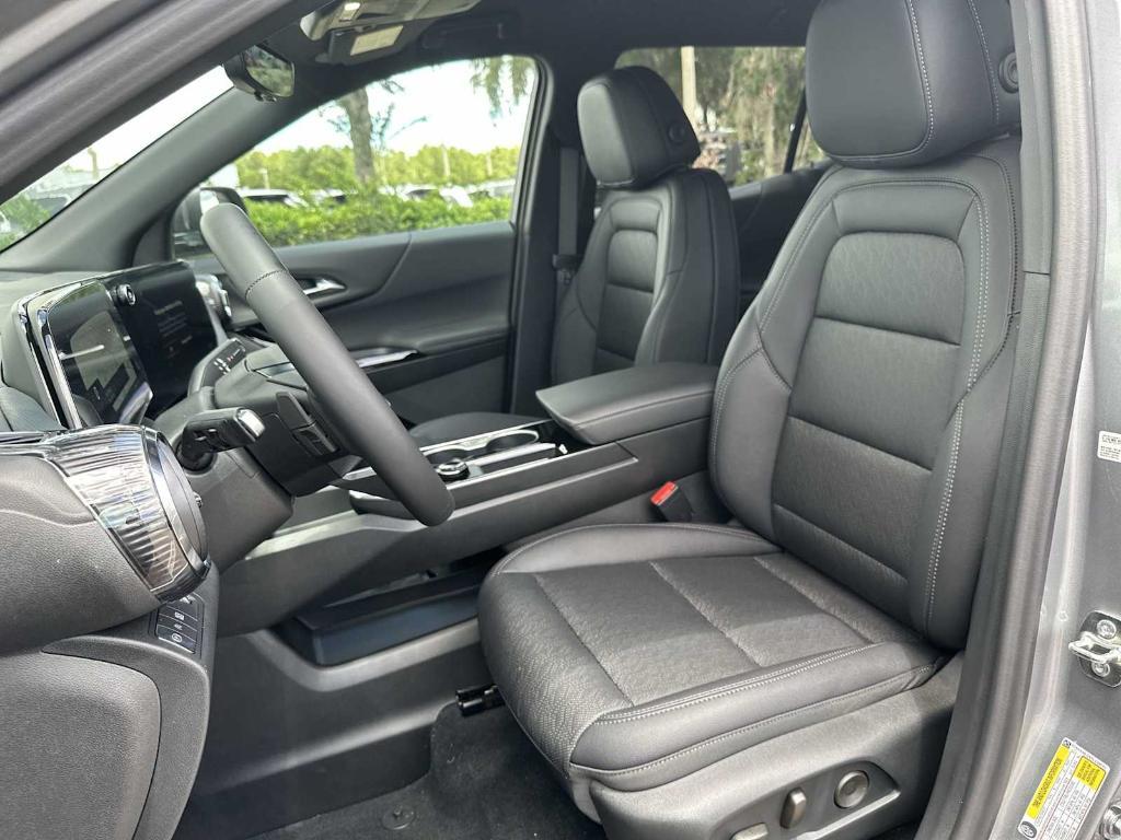 new 2026 Chevrolet Equinox car, priced at $28,985