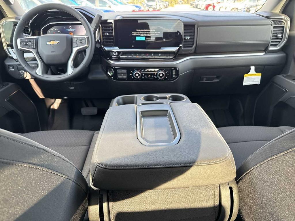 new 2025 Chevrolet Silverado 1500 car, priced at $43,705