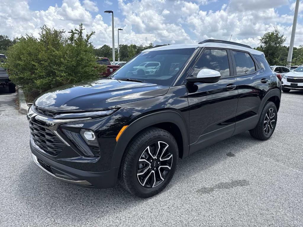 new 2025 Chevrolet TrailBlazer car, priced at $26,380