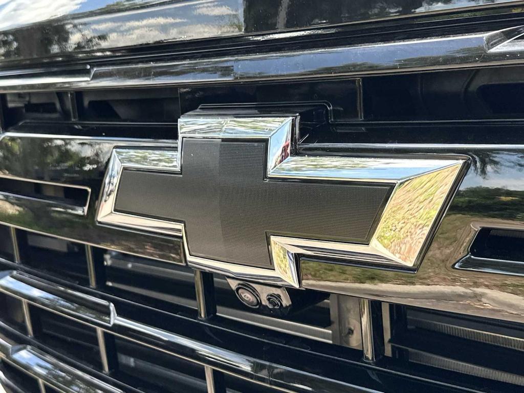 new 2025 Chevrolet Silverado 2500 car, priced at $73,755