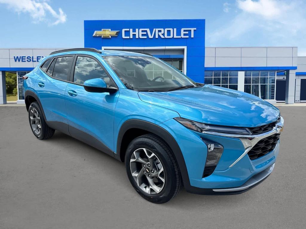 new 2025 Chevrolet Trax car, priced at $22,670