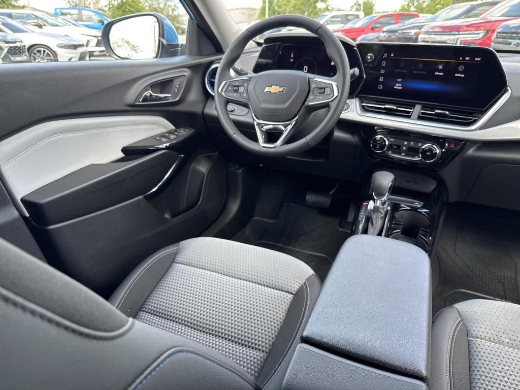 new 2025 Chevrolet Trax car, priced at $22,170