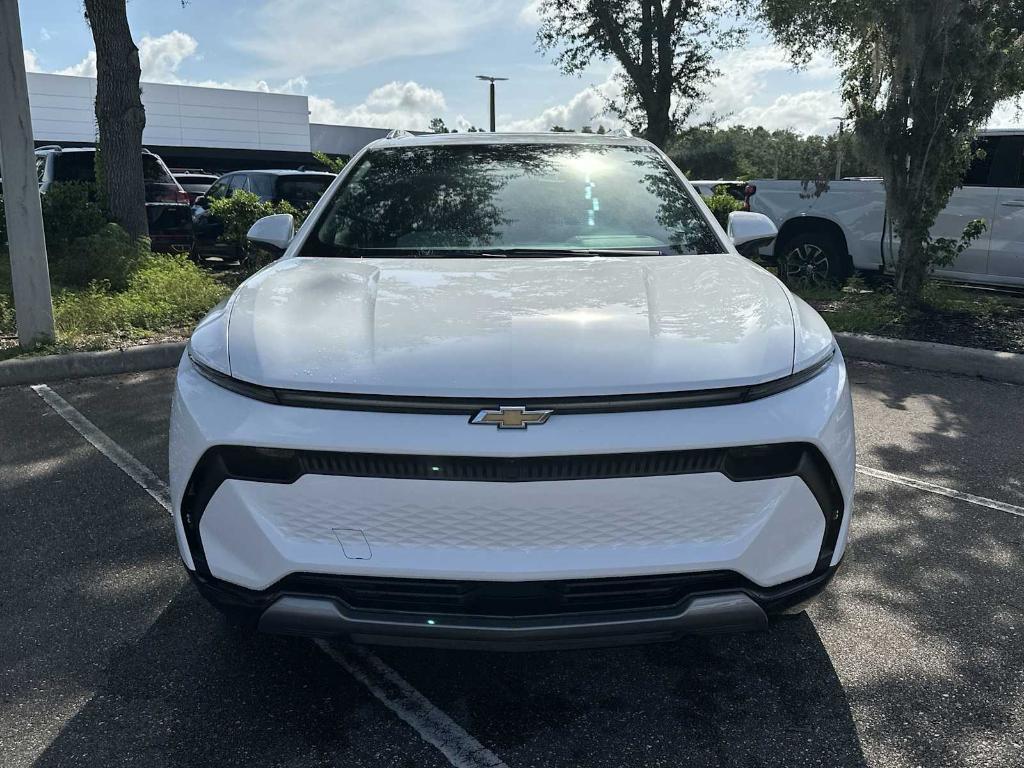 new 2025 Chevrolet Equinox EV car, priced at $38,690