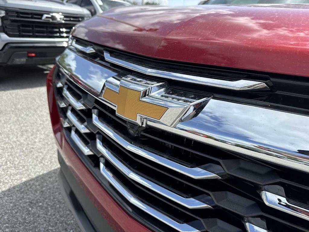 new 2026 Chevrolet Equinox car, priced at $29,705
