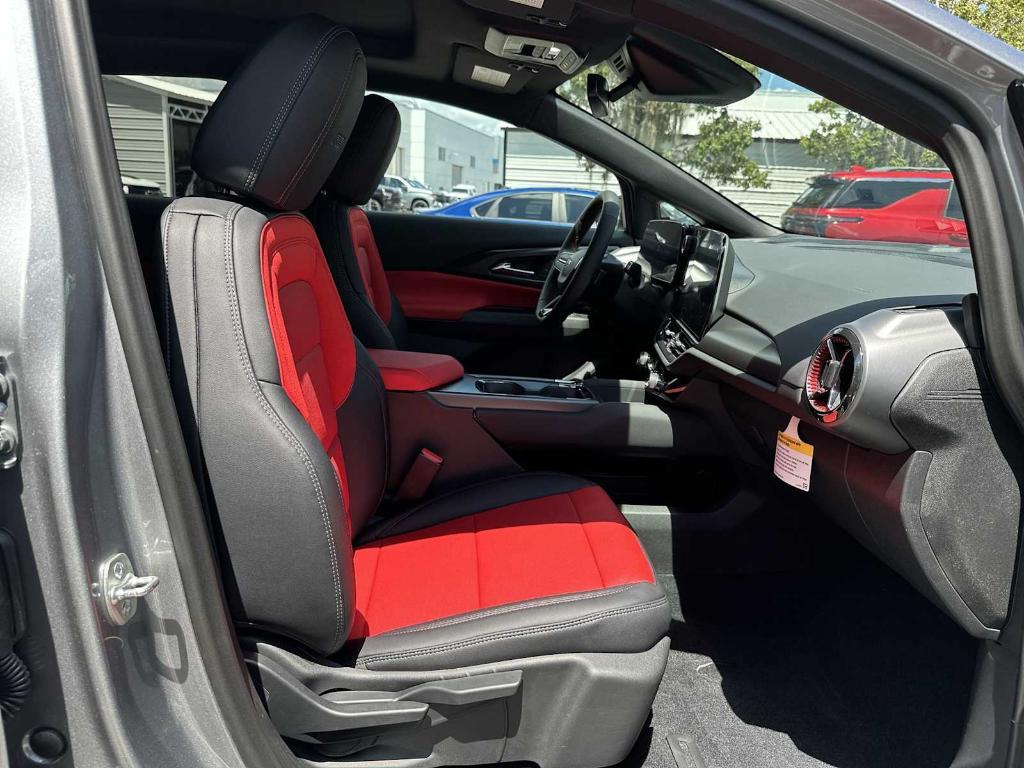 new 2025 Chevrolet Equinox EV car, priced at $37,710