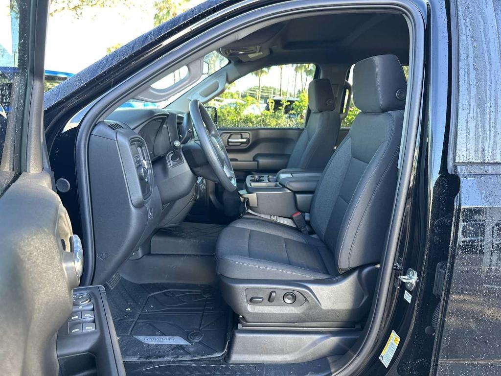 new 2025 Chevrolet Silverado 1500 car, priced at $38,160
