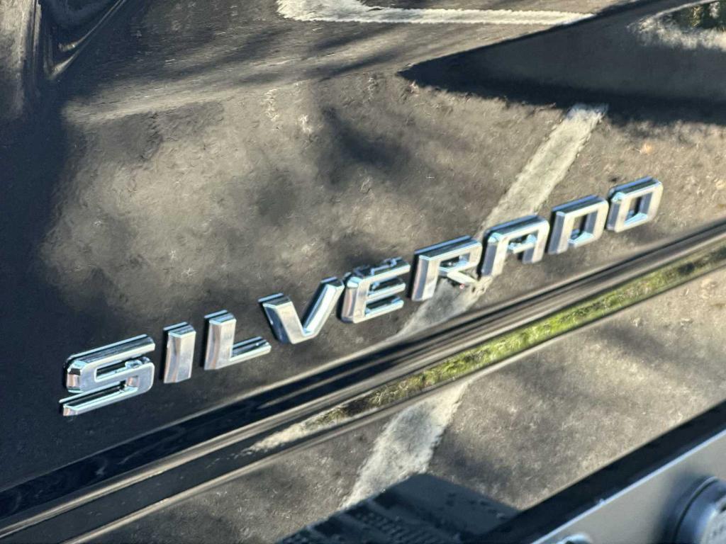 new 2025 Chevrolet Silverado 1500 car, priced at $38,160