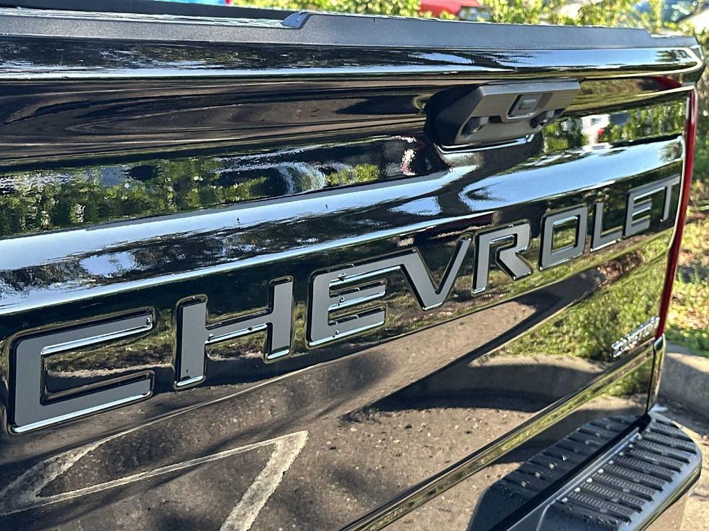 new 2025 Chevrolet Silverado 1500 car, priced at $38,160