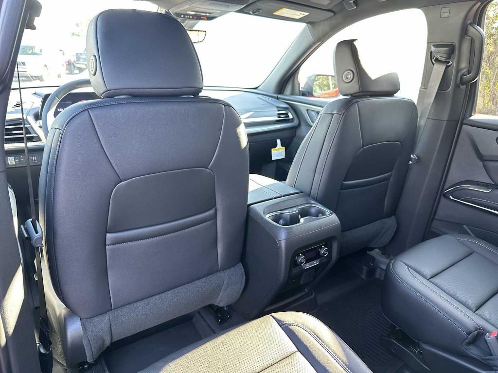 new 2026 Chevrolet Traverse car, priced at $43,840