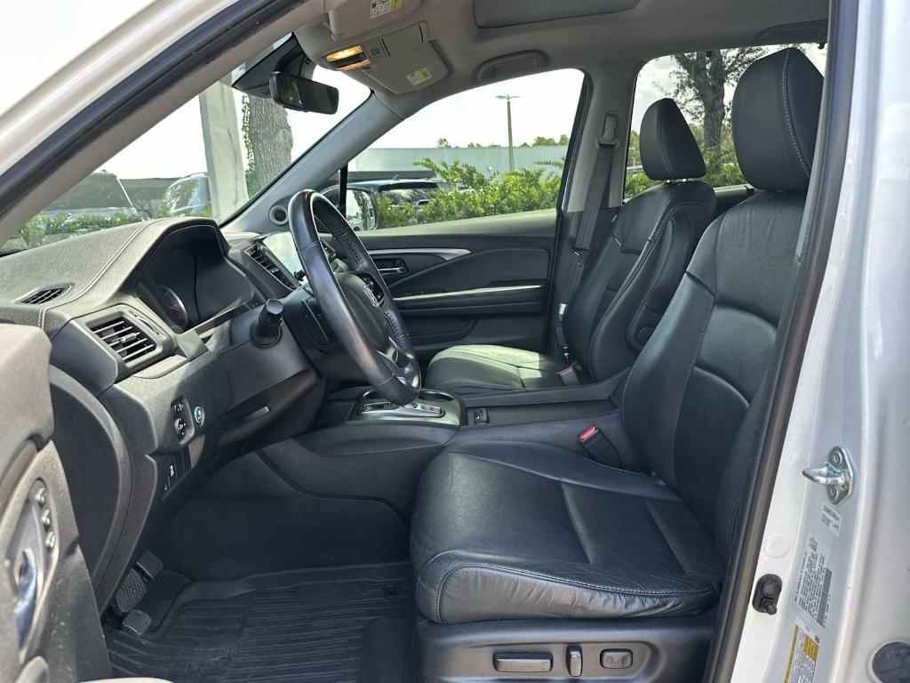 used 2021 Honda Pilot car, priced at $23,359