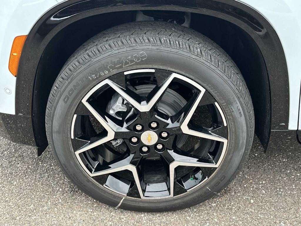 new 2026 Chevrolet Traverse car, priced at $57,415