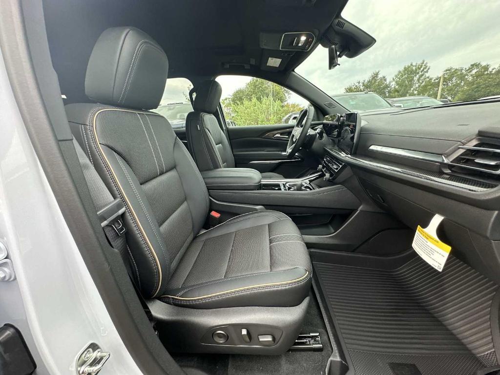 new 2026 Chevrolet Traverse car, priced at $57,415