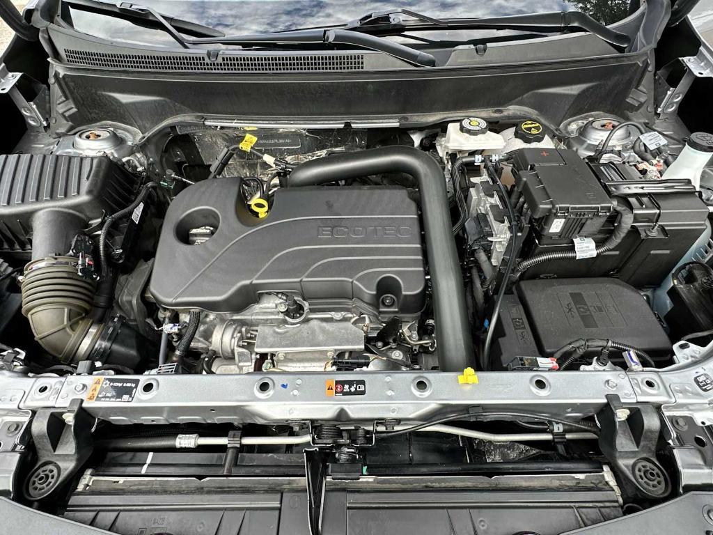 used 2024 Chevrolet Equinox car, priced at $19,358