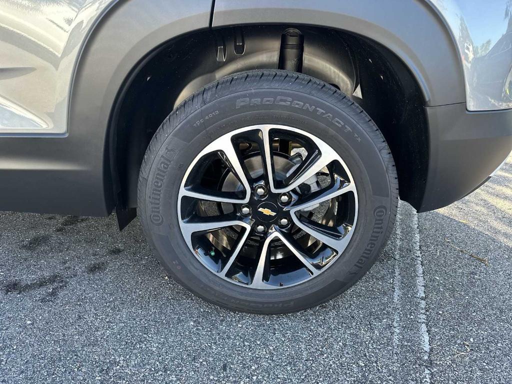 new 2026 Chevrolet TrailBlazer car, priced at $24,445