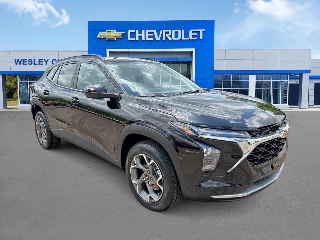new 2025 Chevrolet Trax car, priced at $22,275