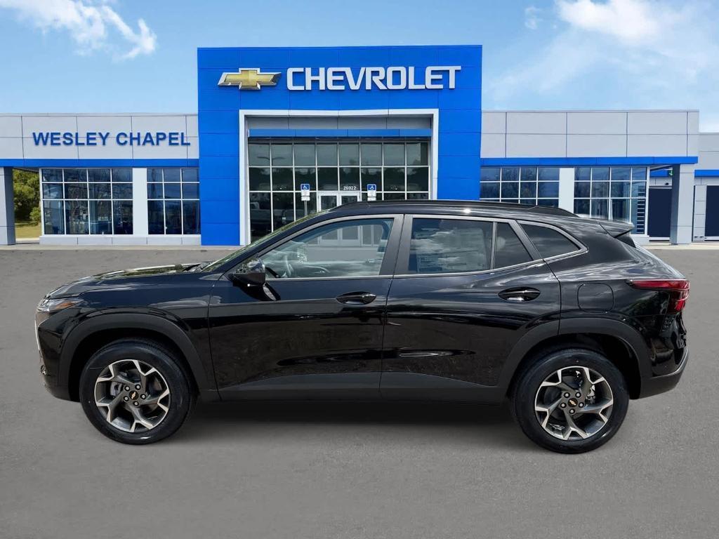 new 2025 Chevrolet Trax car, priced at $22,275